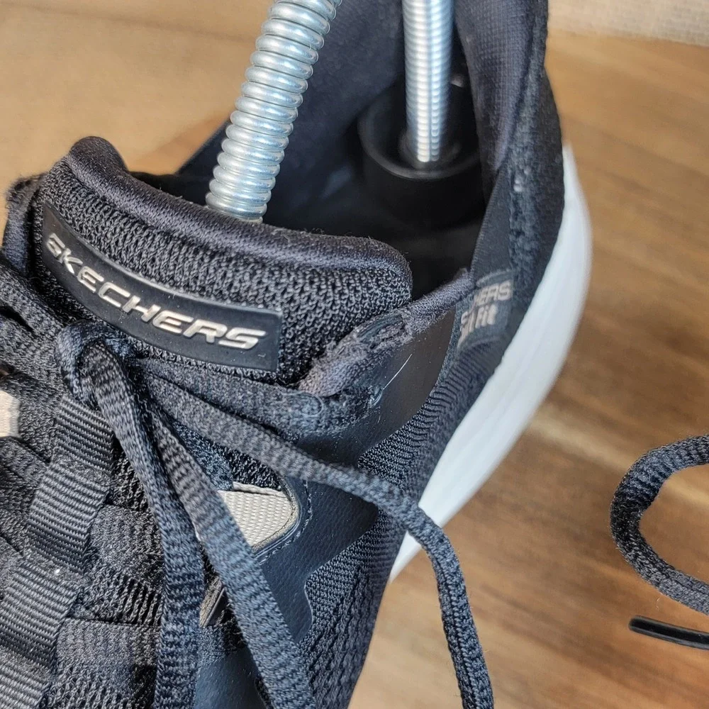 Skechers Swift Fit Walking Shoes Black Knit Comfort Sneakers‎ Athletic Women's 7